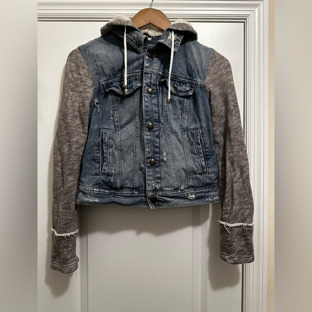 Free People Denim Hoodie Jacket Gray Knit Sleeves Boho Layered XS Slimfit Gypsy - Picture 5 of 10